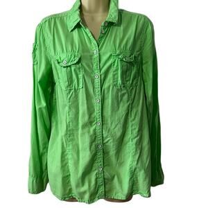 G.H. Bass & Co  Bright Green Button Front Blouse Woman Large Convertible Sleeve